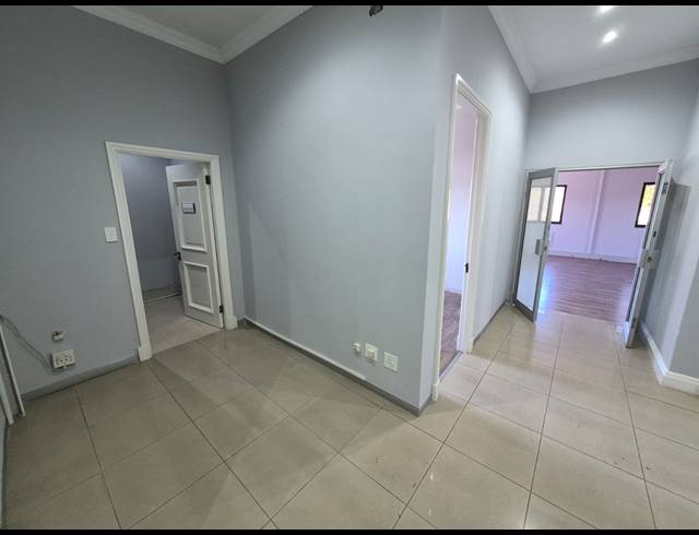 242M² OFFICE TO LET IN RIVONIA